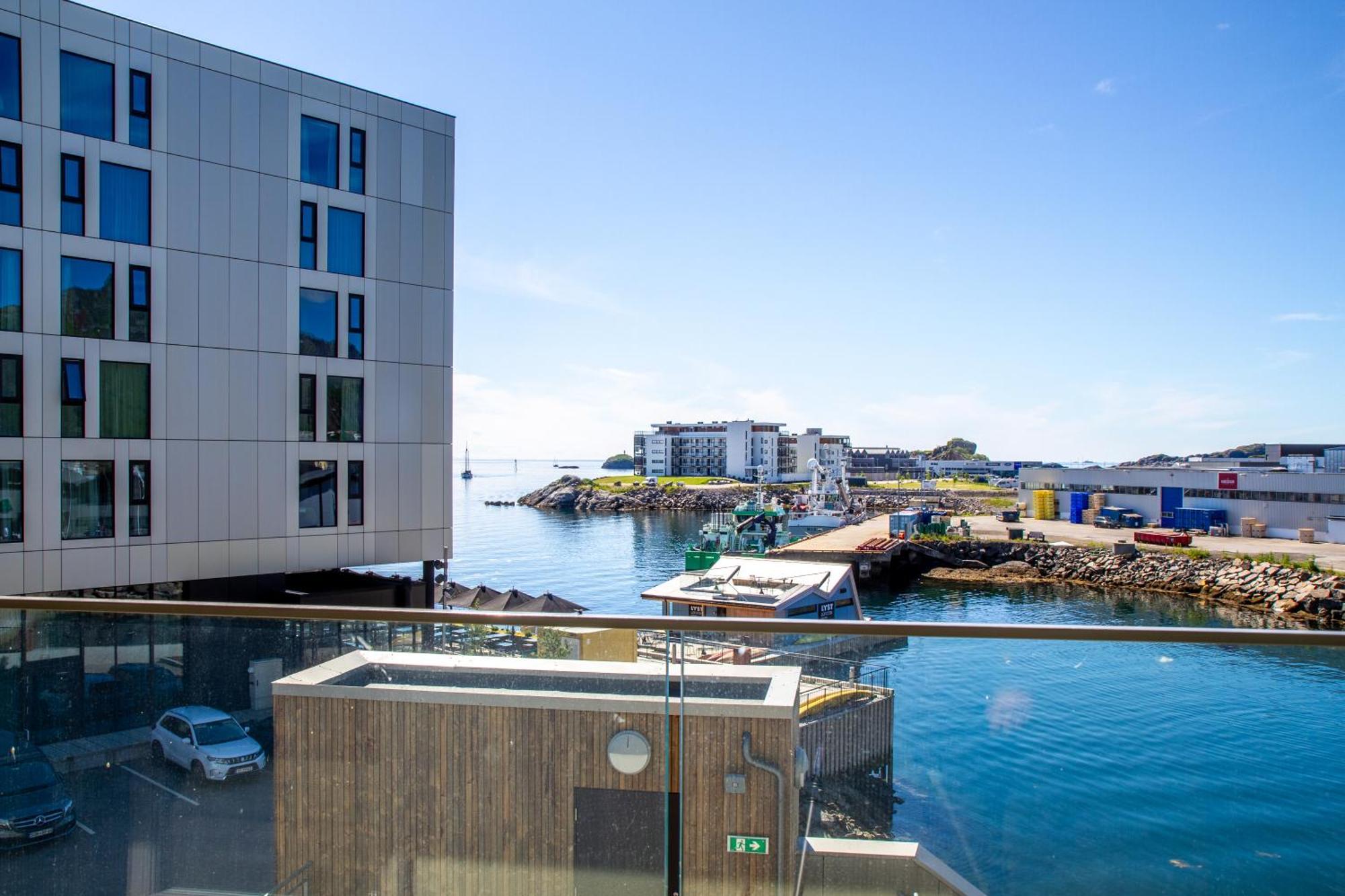 Avisgata Apartments Svolvær Kültér fotó